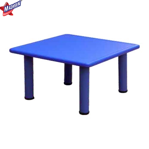 Square Table Manufacturer in Moradabad