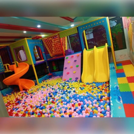 Commercial Indoor Soft Play Equipment with Ball Pool and Spiral Slide Manufacturer in Barabanki