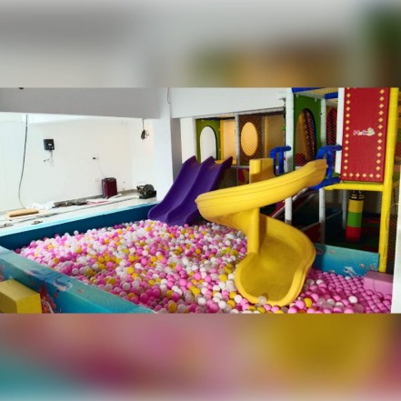 Indoor Soft Play Area with Ball Pool and Spiral Slide Manufacturer in Barabanki